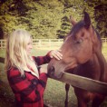 /album/fenykepgaleria/nicky-hilton-got-up-close-personal-horse-jpg/